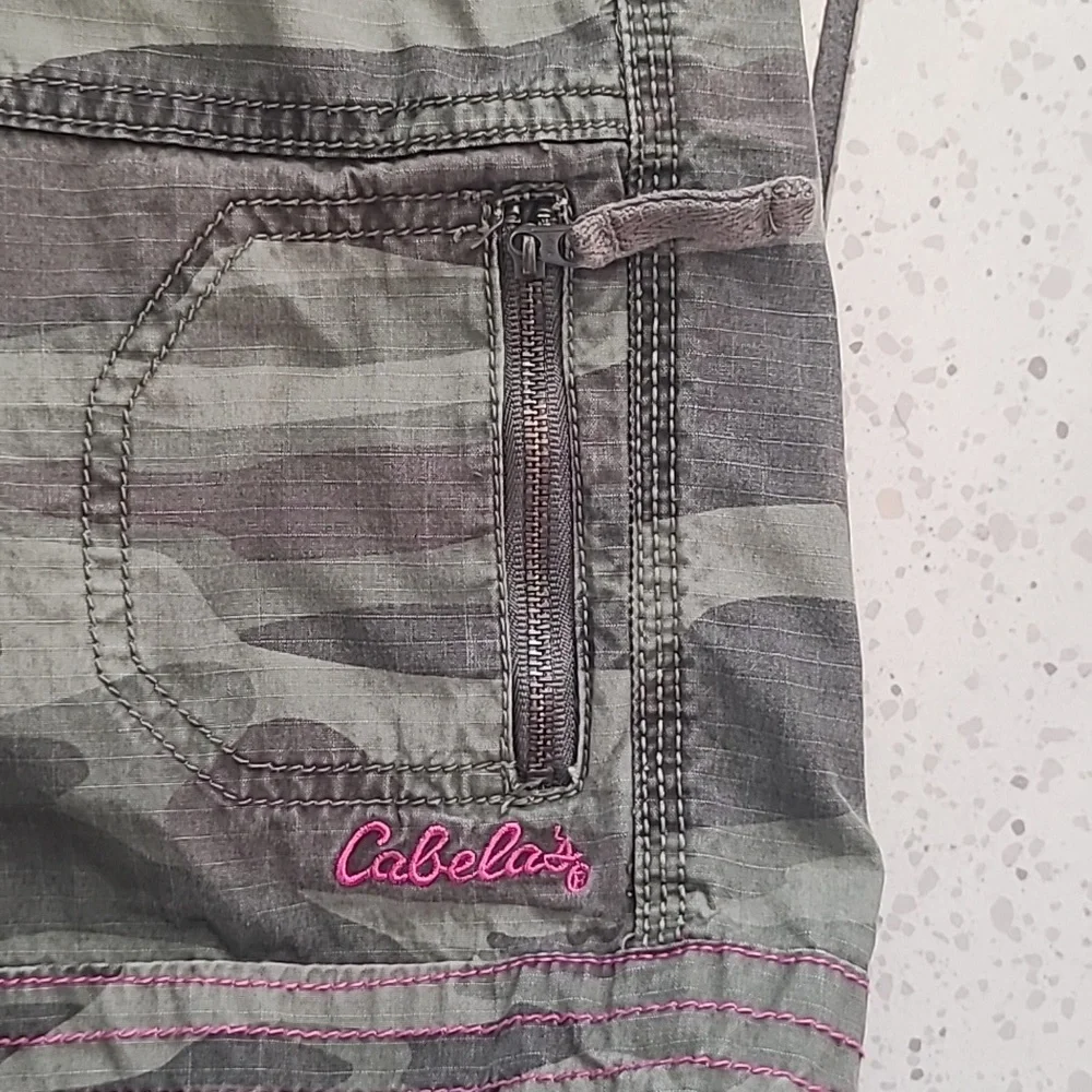 Cabela's Green Camouflage Cargo Shorts - Picture 4 of 5